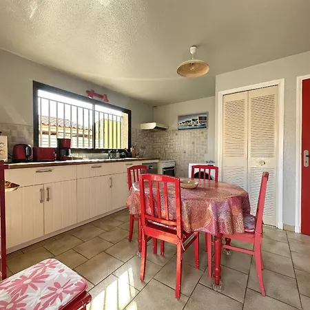 Spacieuse 9 Pers Avec Piscine Privee, Grand Jardin, Parking A - Fr-1-781-71 Holiday home *
