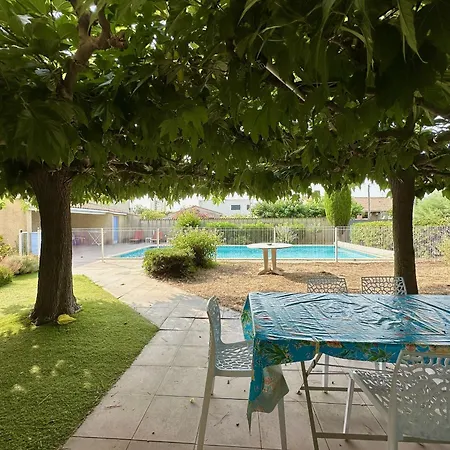 Spacieuse 9 Pers Avec Piscine Privee, Grand Jardin, Parking A - Fr-1-781-71 Holiday home *