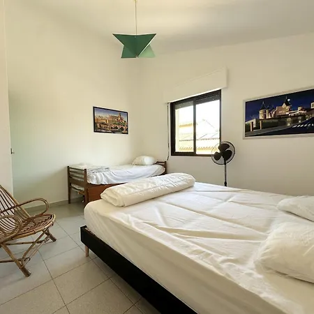 Holiday home Spacieuse 9 Pers Avec Piscine Privee, Grand Jardin, Parking A - Fr-1-781-71 Serignan